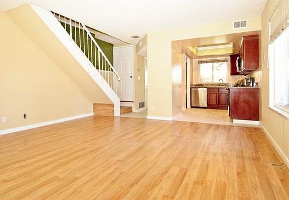4th image of 3166 Landess Ave APT A