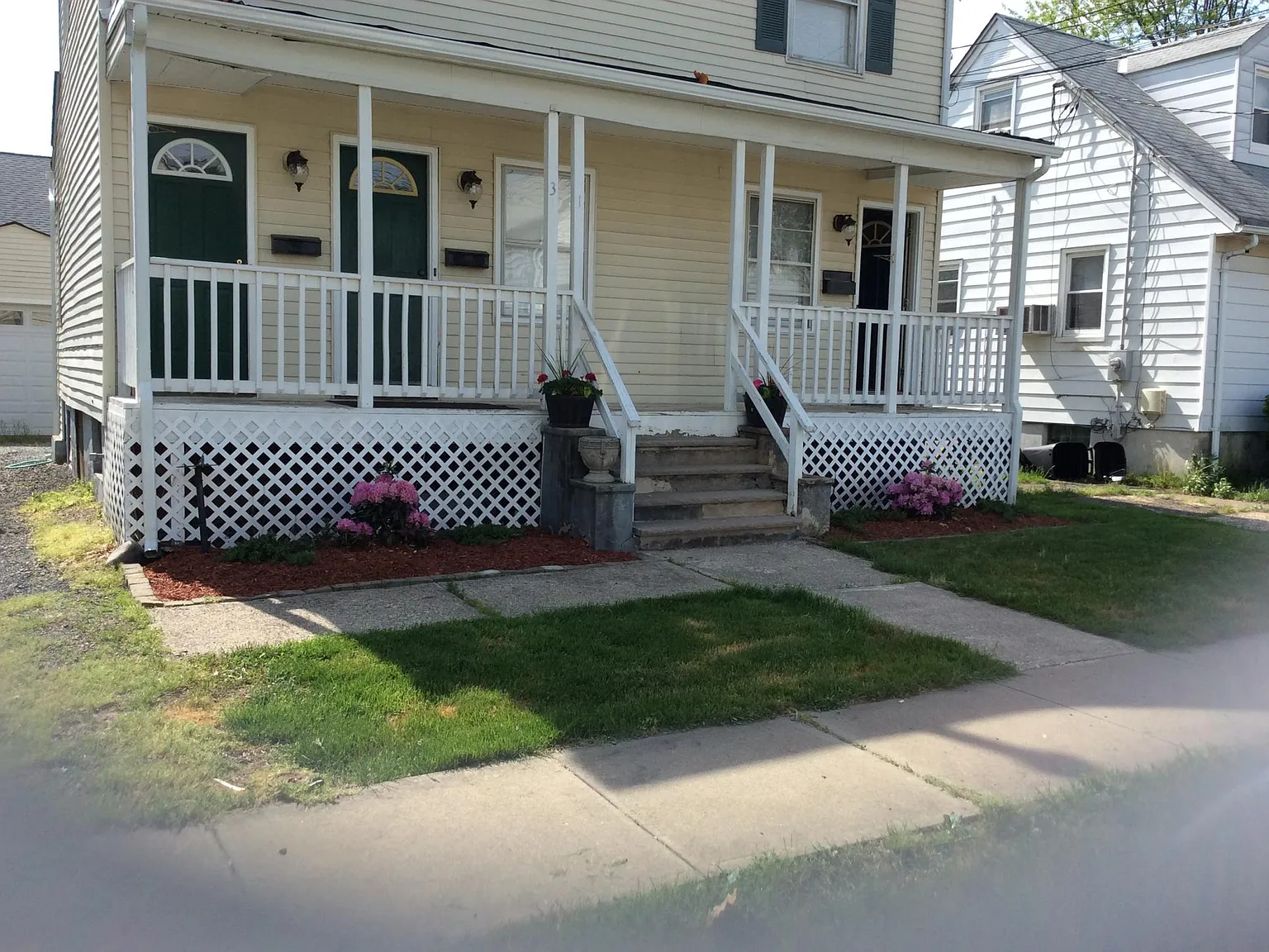 Studio, $1,395 — Photo 1