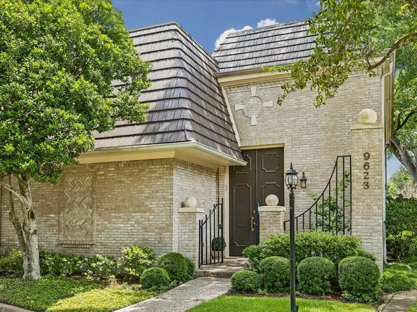 9623 Longmont Dr, Houston, TX 77063