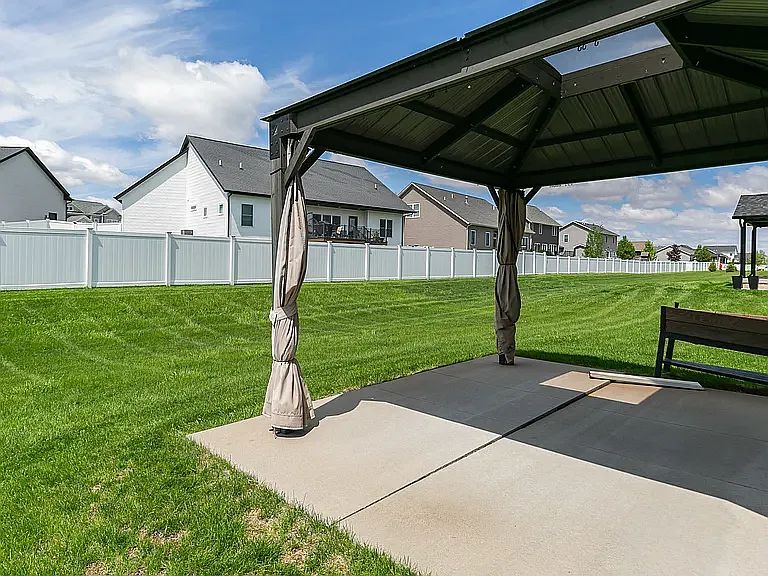 5320 Addyson Dr — Photo 27