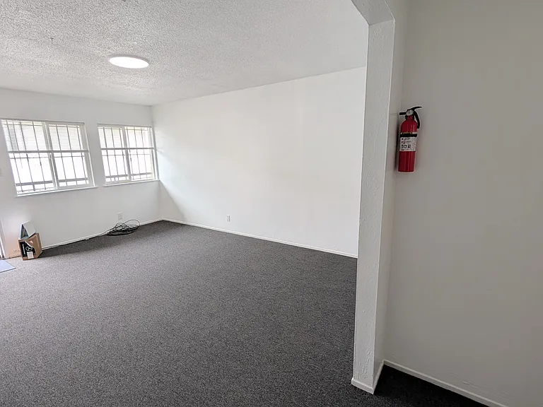 1843 8th Ave #6 — Photo 8