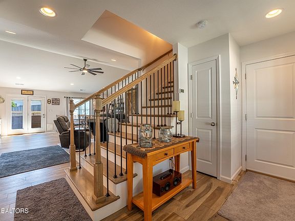 4th image of 6556 Cara Cade Ln