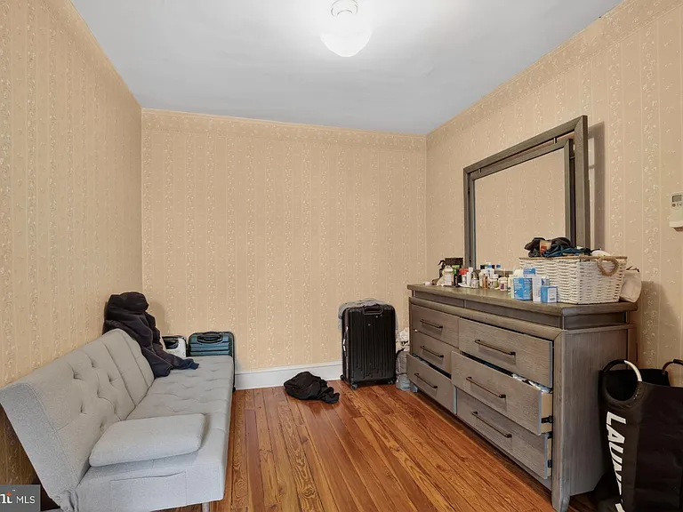3147 Edgemont St — Photo 18