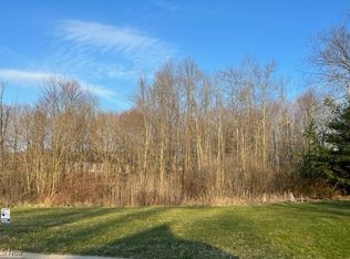 Birchmont Ave SW, Canton, OH 44706