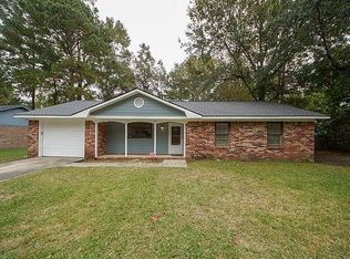 38 Peppertree Ln, North Charleston, SC 29420