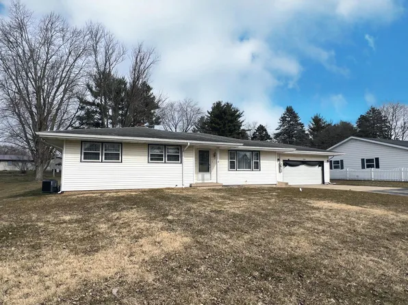 W7084 County Road B, Lake Mills, WI 53551