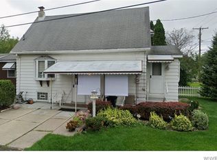 3814 Rhode Island Ave, Niagara Falls, NY 14305