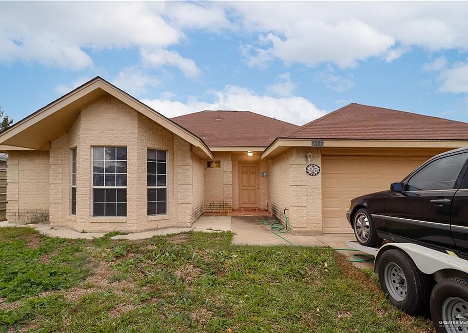 1st image of 2318 Yellow Rose Dr