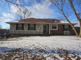 19124 E 14th Terrace Dr, Independence, MO 64056