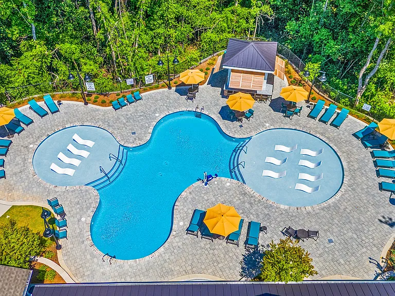 Langley Pointe Apartments | Resort Style Living