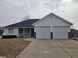 421 W 6th St, Glidden, IA 51443
