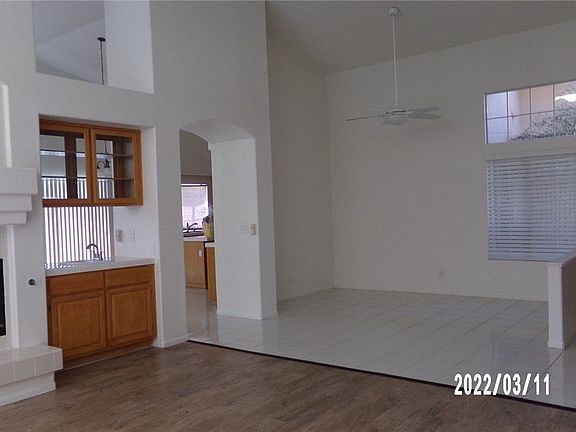 4th image of 252 Paseo Del Lago Cir