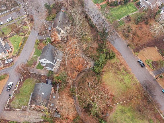 5th image of 2309 Oxford Rd #4