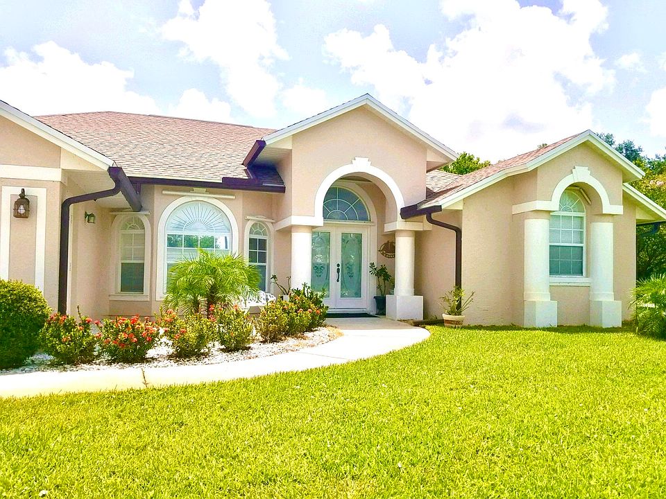 1st image of 1062 SE Coral Reef St