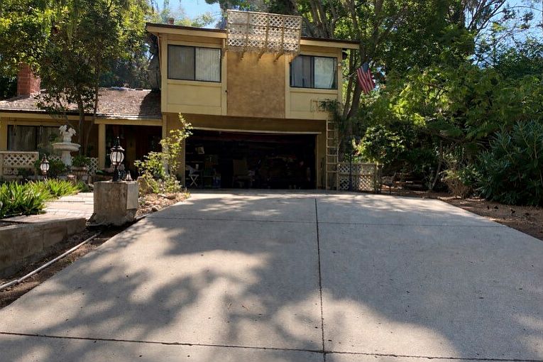 1st image of 1020 Catlin St