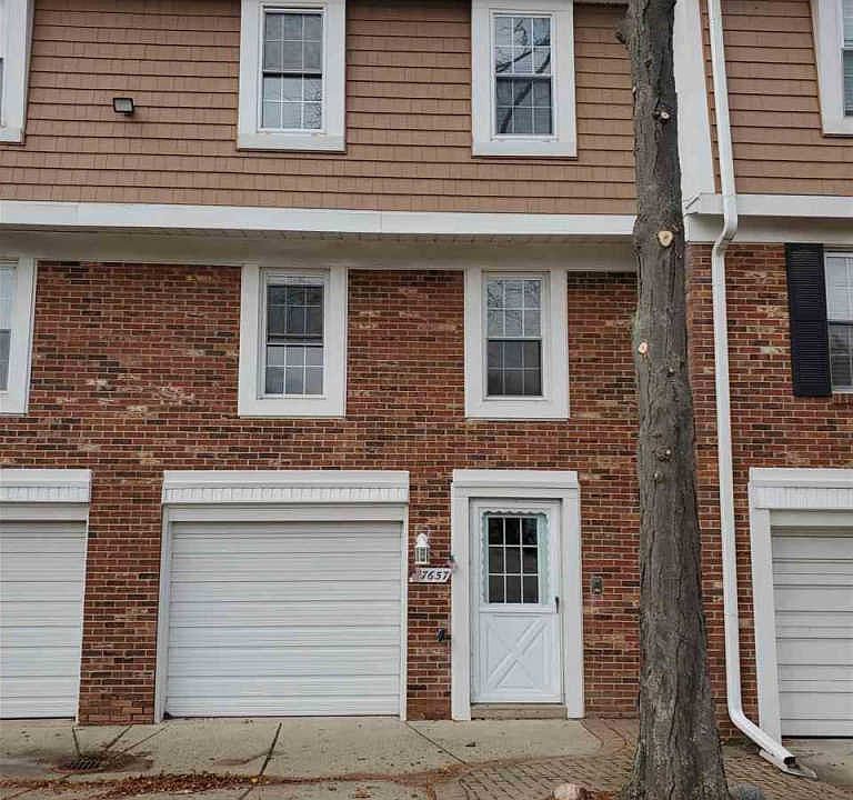 1st image of 37657 Charter Oaks Blvd
