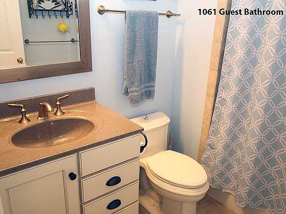 5th image of 1061 Governors Ln