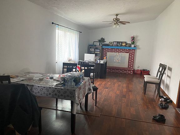 5th image of 3310 Pleasant Lake Dr