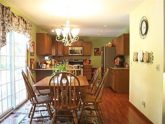 2nd image of 15319 Meadows Dr