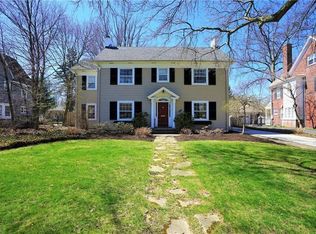 2934 Manchester Rd, Shaker Heights, OH 44122