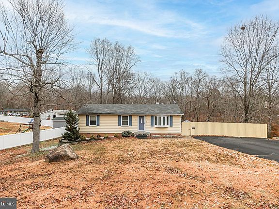 4th image of 6517 Deerskin Dr