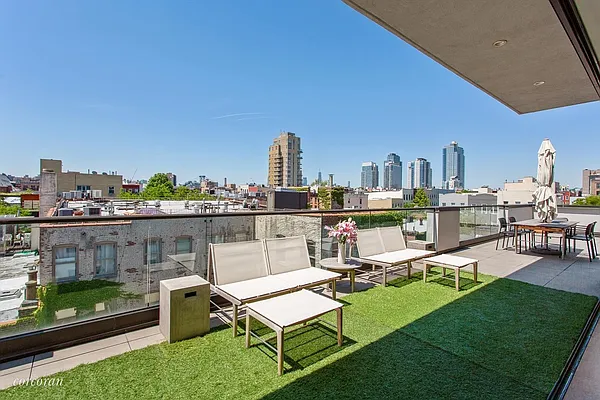 Sold by Corcoran | media 21