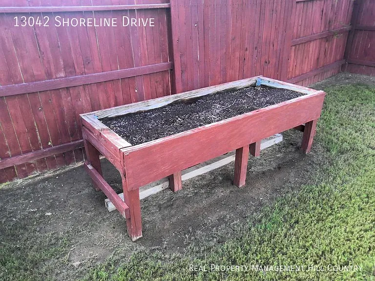 13042 Shoreline Dr — Photo 28