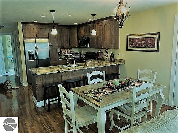 3rd image of 151 Railroad Ave #13