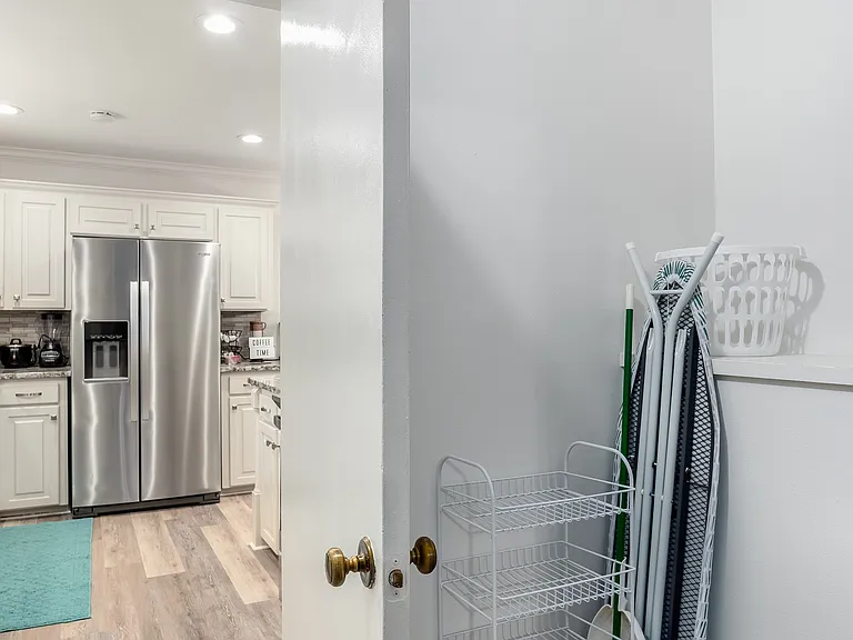 106 Fountainbleu Dr — Photo 32