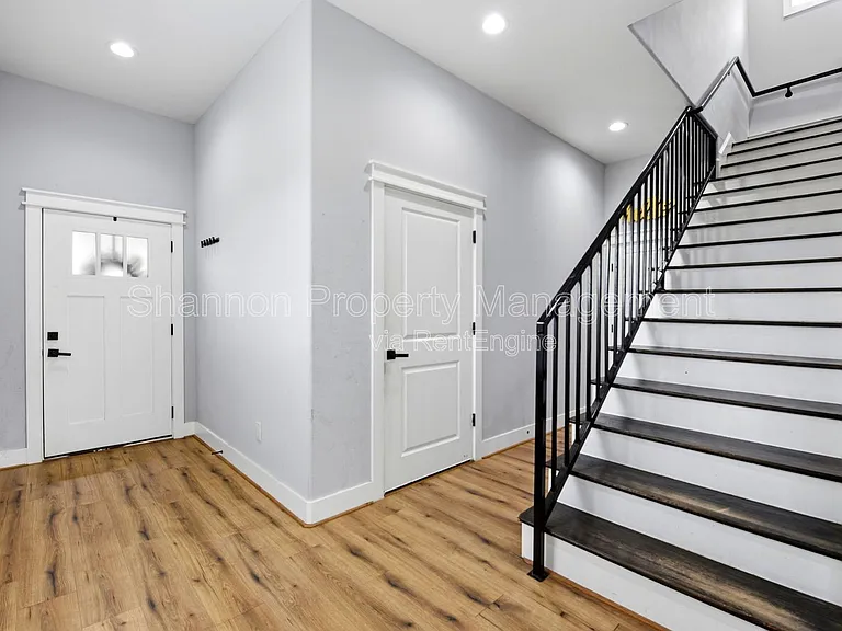 6476 T C Jester Blvd — Photo 5