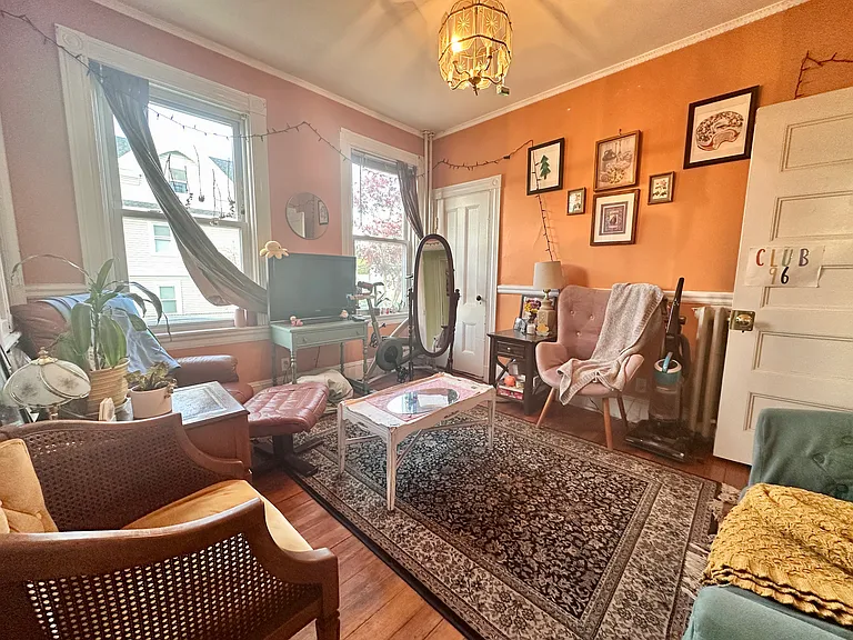 52 Dustin St #1 — Photo 3