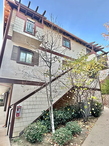 5250 Chesebro Rd Photo 1