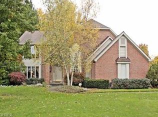 3685 Cinnamon Way, Westlake, OH