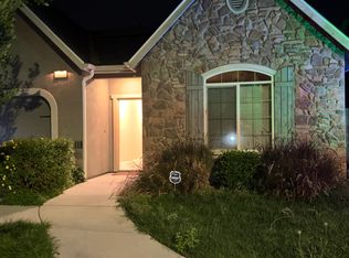 1626 W Crystal Ave, Visalia, CA 93291