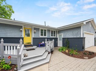 515 Lane 210 Hamilton Lk, Hamilton, IN 46742
