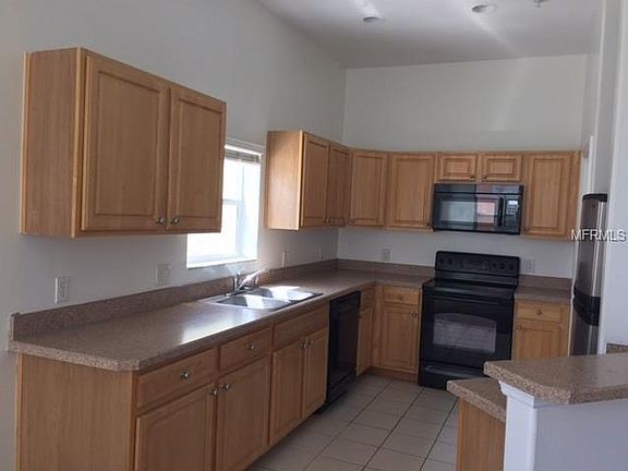 4th image of 444 Bayou Village Dr