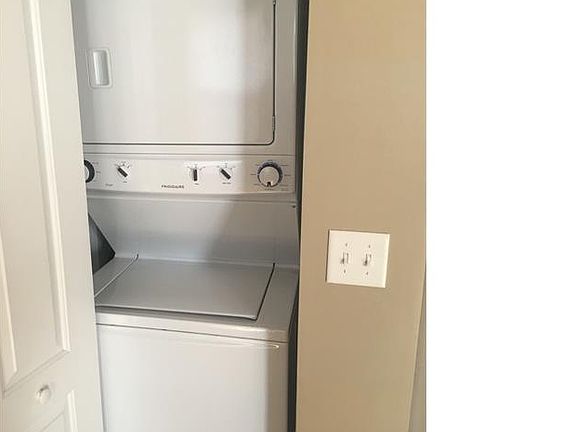 4th image of 1539 E 72nd St #1