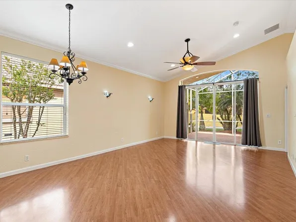 637 NW Stanford Lane, Port St Lucie, FL 34983
