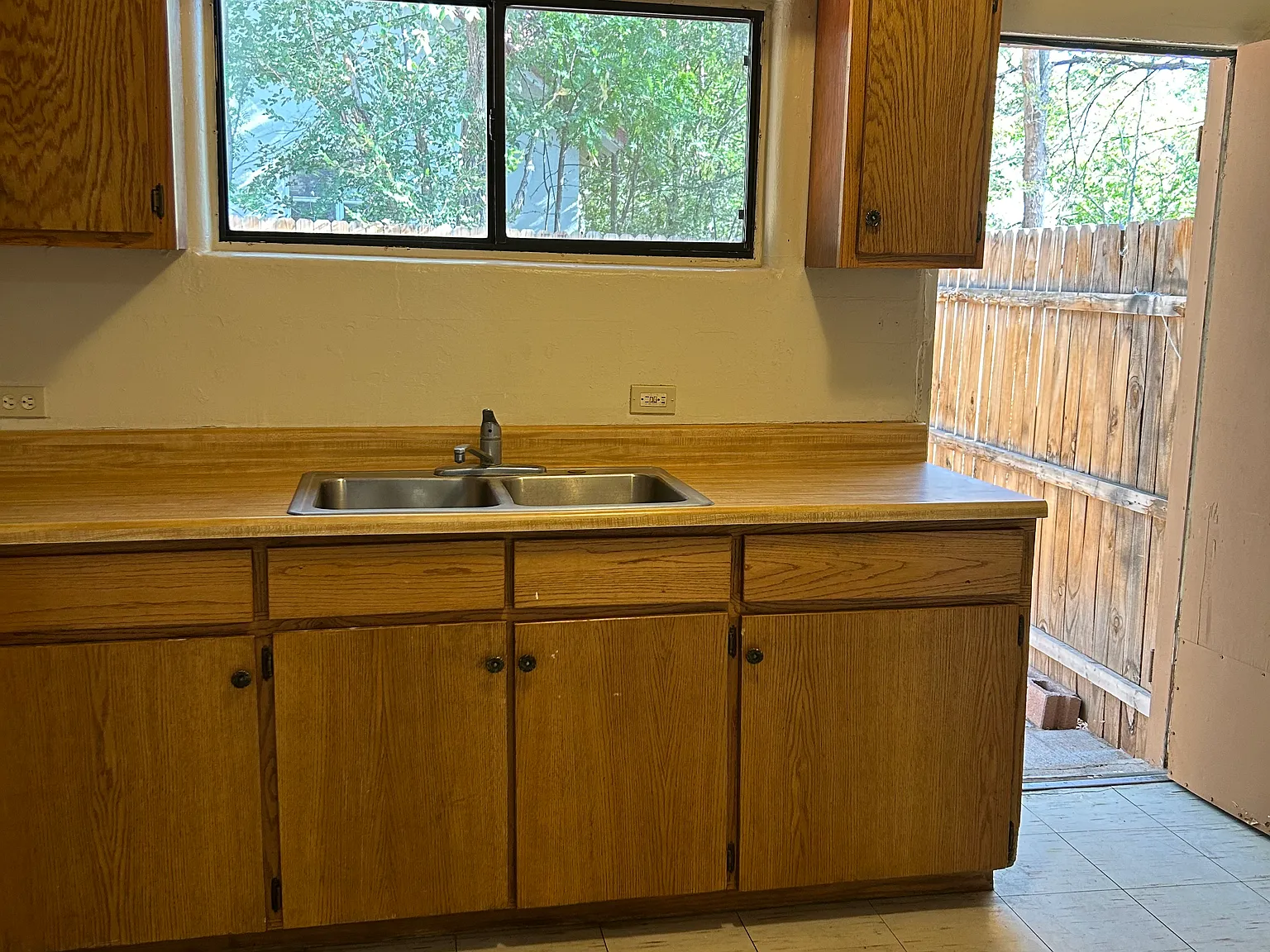 1 bed, 500 sqft, $600 — Photo 2