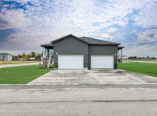 5215 52nd St, Valleyview, AB T0H3N0