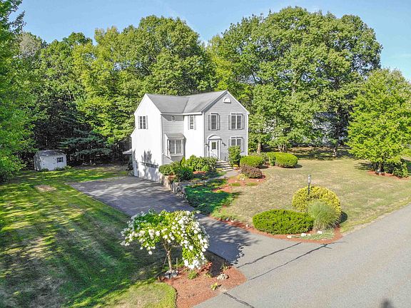 5th image of 20 Drew Woods Drive