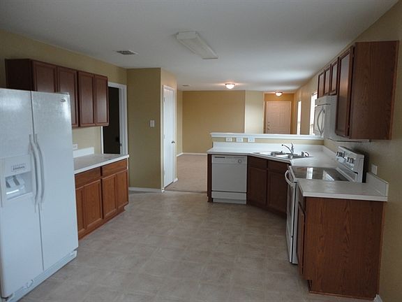 4th image of 5916 Parkview Hills Ln