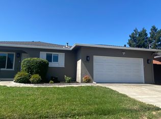 7072 York Dr, Dublin, CA 94568