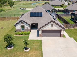 4711 Bering Dr, Sanger, TX 76266