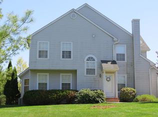 107 Castle Pointe Blvd, Piscataway, NJ 08854