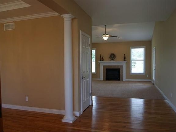 2nd image of 5848 Golden Bell Way