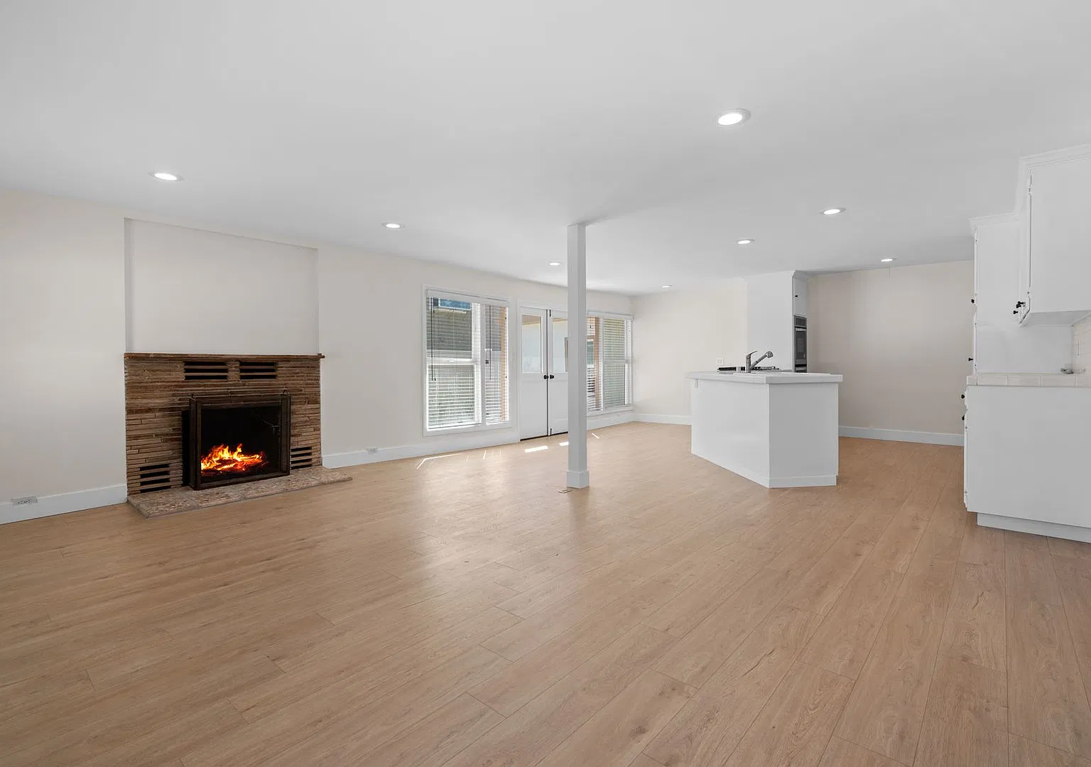 Carr/Irani/Carr - 1637 Irvine Avenue — Photo 1