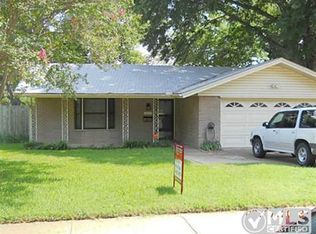 2006 Normandy Dr, Irving, TX 75060