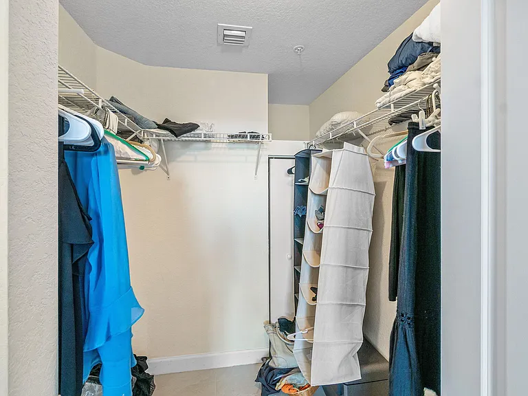 1411 Renaissance Way #411 — Photo 11