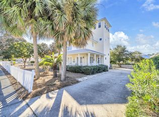 4453 Clipper Cv, Destin, FL 32541